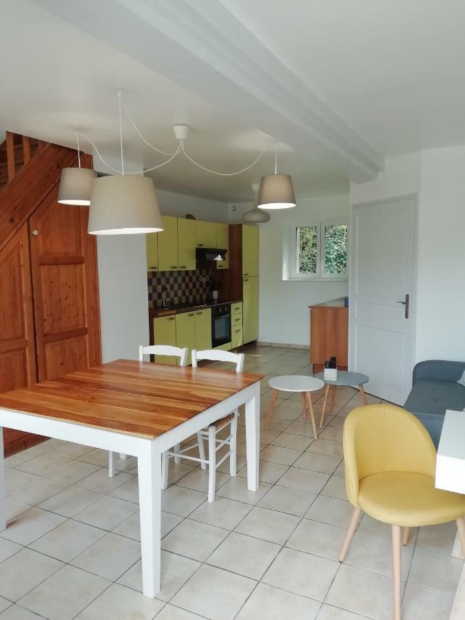 Gite Le Moulin Saint-Vaast-sur-Seulles Екстериор снимка